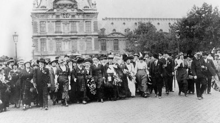 French Women allowed to vote 21st October 1945