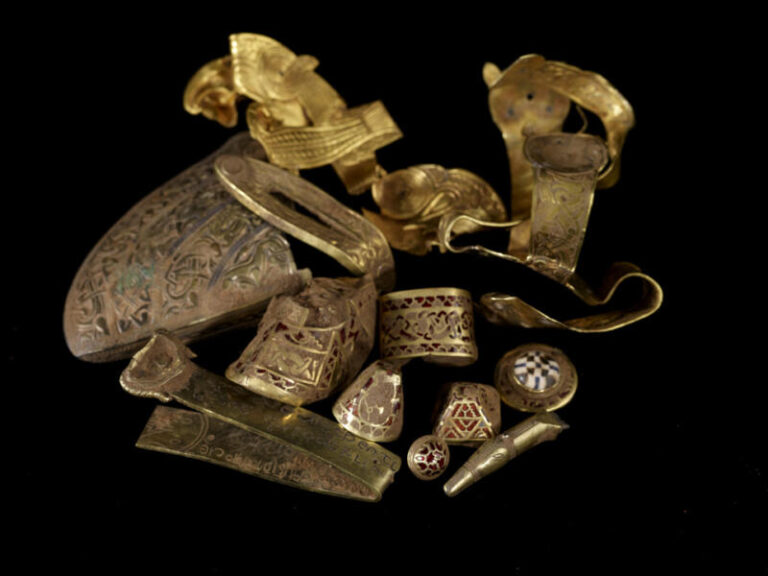 July 4 to July 10: Huge hoard of gold and silver Anglo-Saxon artifacts found in England & more good news in history