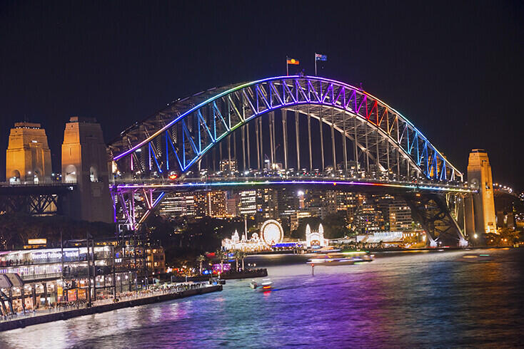 Aborigine-Flagge soll dauerhaft auf der Sydney Harbour Bridge wehen
