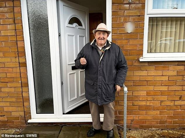 86-Year-Old Man Becomes ‘Oldest First-Home Buyer’ in the UK